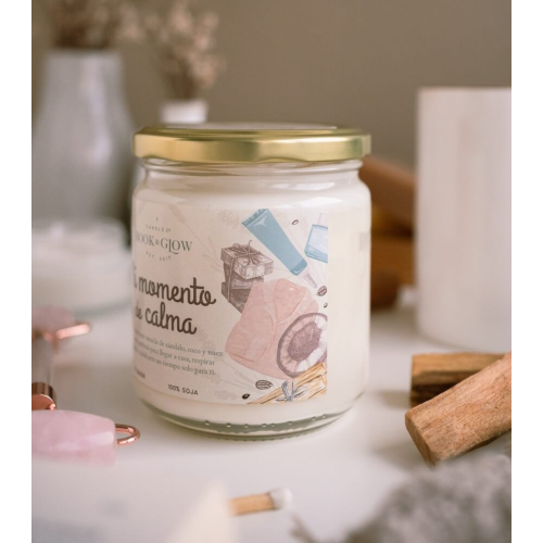Book and Glow - *Perfect Moments* - Sojakerze - Mein Moment der Ruhe
