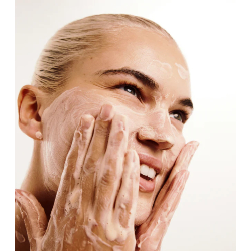 Carbon Theory - *SupaVIT-C* - Gesichtsreinigungsgel mit Vitamin C und Koffein