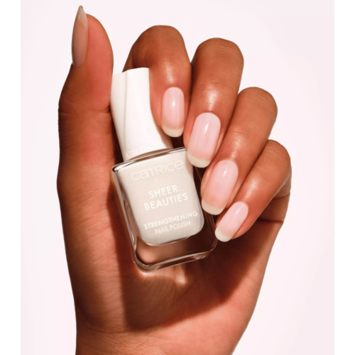 Catrice - Stärkender Nagellack Sheer Beauties - 010: Milky Not Guilty