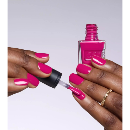 Catrice – Nagellack Gel Affair – 018: Berry Styles