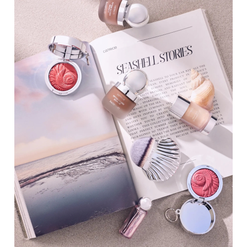 Catrice - *Seashell Stories* - Body Illuminating Stick Goldplay