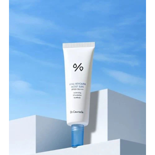 Dr. Ceuracle - *Hyal Reyouth* - Feuchtigkeitsspendende Sonnencreme mit Hyaluronsäure SPF50+