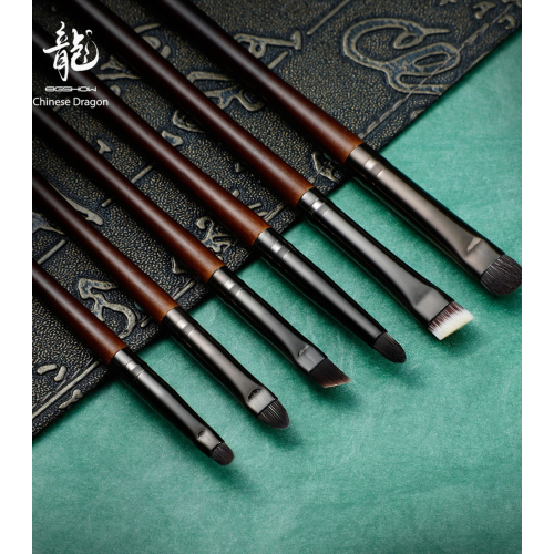 Eigshow - *Chinese Dragon* - Set mit 20 Make-up-Pinseln - Ebony