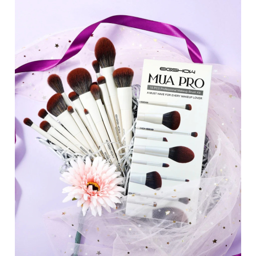 Eigshow - *Mua Pro* - Set mit 18 Make-up-Pinseln