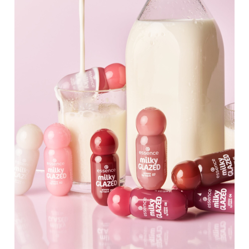 essence - Lippenbalsam Milky Glazed - 02: Strawberry Whip