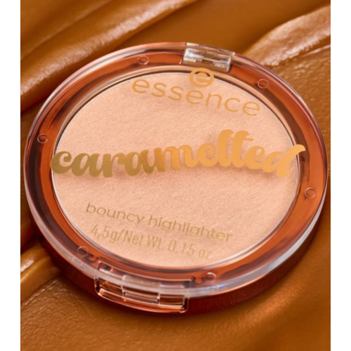 essence - *Caramelted* - Puder-Highlighter Bouncy - 01: Sweet 'n Bouncy
