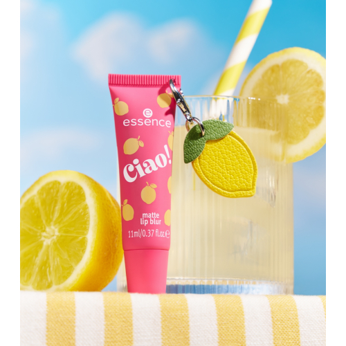 essence - *Ciao!* - Matter, verwischter Lippenstift