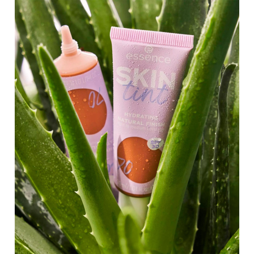 essence – Getönte Feuchtigkeitscreme Skin Tint - 70
