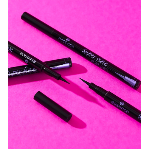 essence – Superfeiner Eyeliner