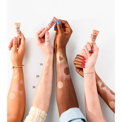 essence – Flüssiger Highlighter Baby Got Glow - 10: Sassy in Silk
