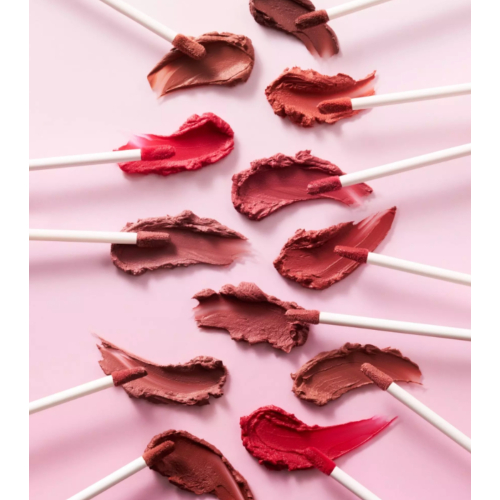 essence - Matter Lippenstift mit verschwommenem Finish BLUR soufflé - 06: Pillow Talking