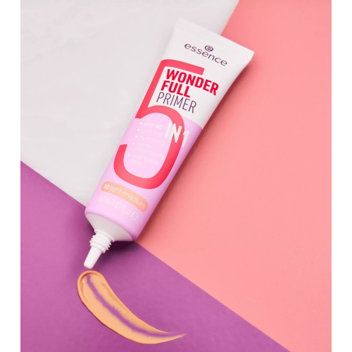 essence - Wonder Full 5-in-1-Grundierung - 10: Light-medium