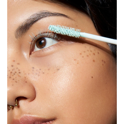 essence - Erste Wimperntusche Lash princess Extra Length & Volume