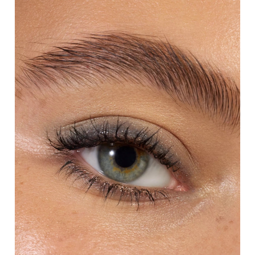 essence – Lidschattenstift Blend & Line - 05: Diamonds in the Sky