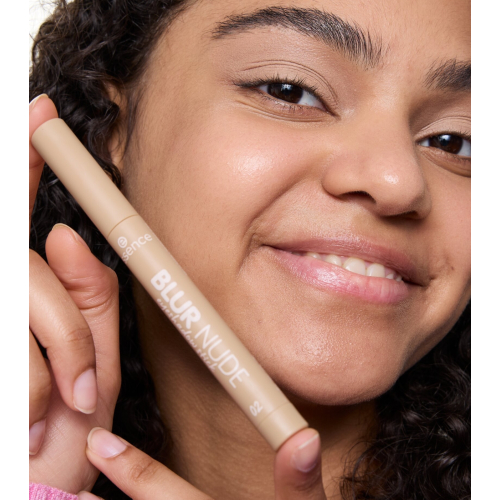 essence - Lidschatten in Stickform Blur Nude - 02: Soft Macchiato