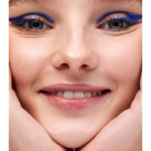 essence - *Superman* - Lippenmaske