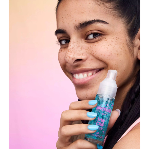 essence - *Superman* - Feuchtigkeitsspendende Make-up-Grundierung