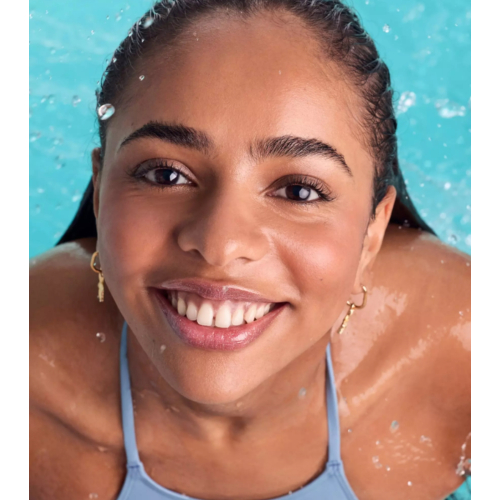 essence - *The Little Mermaid* - Peptid-Lipgloss - 01: Mer-mazing