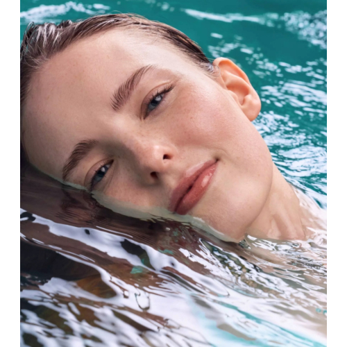 essence - *The Little Mermaid* - Peptid-Lipgloss - 02: Seaside Romance