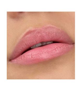 essence - Feuchtigkeitsspendende Lippentönung Tinted Kiss - 01: Pink & fabulous