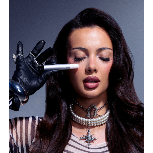 Everybody London - *Aleksandra Sosfa Futura Makeup* - Highlighter Stick Prism Stick