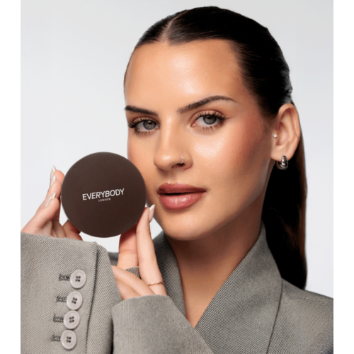 Everybody London – *Back to the Office* – Satin Loose Powder Soft Satin