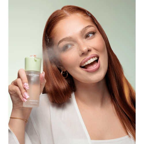 Everybody London - *Matcha* – Energisierendes Gesichtsspray – Matcha Latte