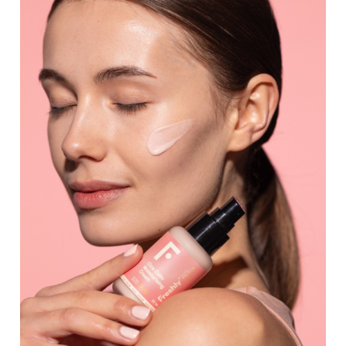 Freshly Cosmetics - Centella Asiatica Feuchtigkeitsspendende Tagescreme CICA Calm - Trockene und empfindliche Haut