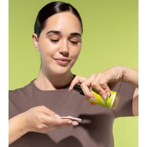 Freshly Cosmetics – Reinigendes Gesichtswasser