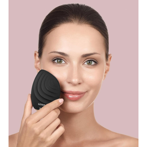 GESKE – Sonic 5-in-1-Gesichtsreinigungs- und Massagebürste – Schwarzgold