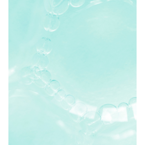 iD Skin Identity – Feuchtigkeitsspendendes Serum mit 2,5 % Hyaluronsäure