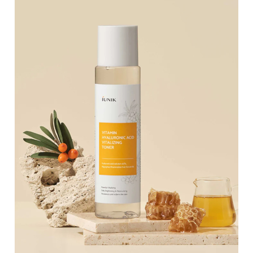 iUNIK - Feuchtigkeitsspendendes Gel-Gesichtswasser Vitamin Hyaluronic Acid Vitalizing