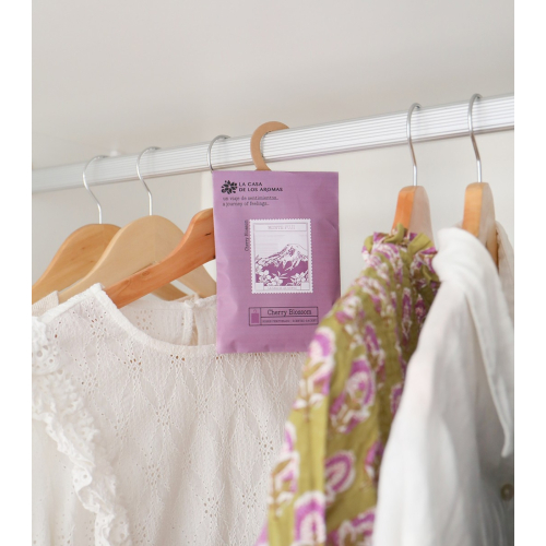 La Casa de los Aromas - Kleiderschrank-Lufterfrischer Monte Fuji - Cherry Blossom