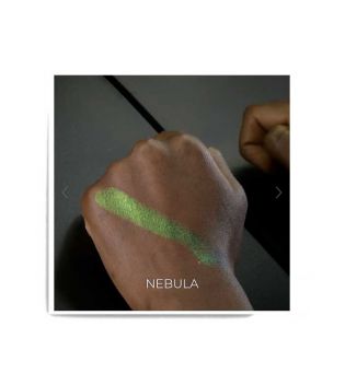 Lethal Cosmetics – Multichrome Lidschatten in Godet Magnetic™ – Nebula