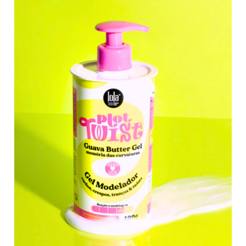 Lola Cosmetics - *Plot Twist* - Locken-Modelliergel 480 g - Guavencreme
