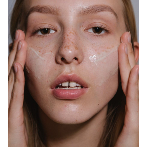 Mádara - Ausgleichende Creme Hydra-Derm Acne