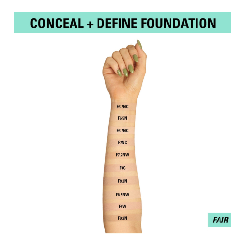 Makeup Revolution - Foundation Conceal & Define Soft Matte - F7NC