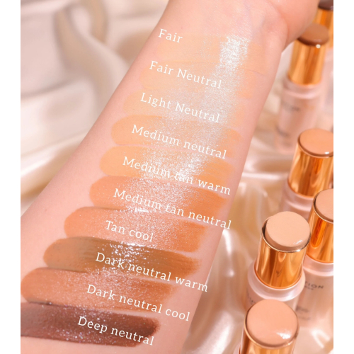 Makeup Revolution - Stick-Make-up-Basis Skin Silk Glow Tint Sheer Foundation - Fair Neutral Cool