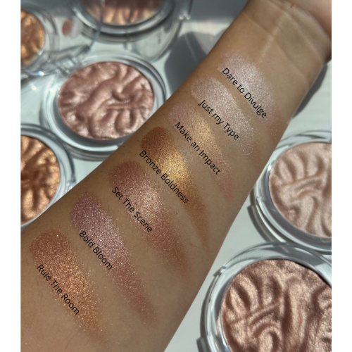 Makeup Revolution - Pulver Illuminator Reloaded - Bold Bloom