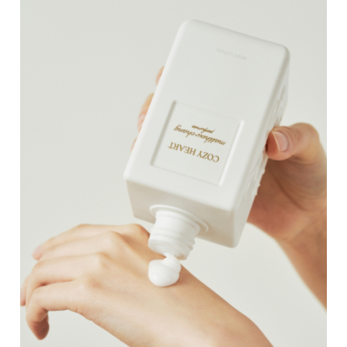 Matthew Chang - Cozy Heart Feuchtigkeitsspendende Körperlotion