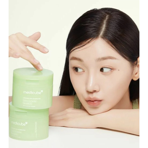 Medicube - *Cica* - Beruhigende Pads mit Niacinamid und Hyaluronsäure - 100 Stück