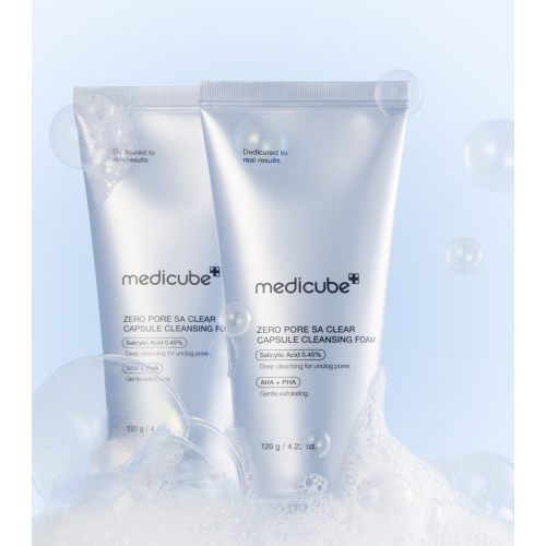 Medicube - *Zero Pore* - Peeling-Schaum-Gesichtsreiniger Clear Capsule