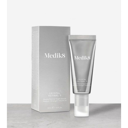 Medik8 - *Crystal Retinal* - Anti-Aging Nachtgesichtsserum mit Retinal und Vitamin A mittlerer Stärke Crystal Retinal 3