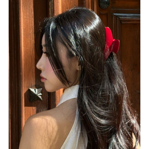 Miin Cosmetics - Haarspange - Karmesinrot