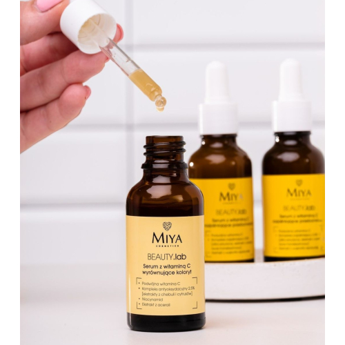 Miya Cosmetics – Anti-Flecken-Serum mit Vitamin C BEAUTY.lab