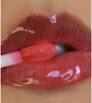 Moira – Glow Getter Feuchtigkeitsspendendes Lippenöl - 008: Juicy Red