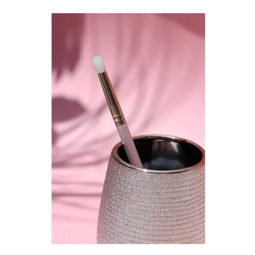 Natalia Surymta - Mittlerer Schattenpinsel - N13