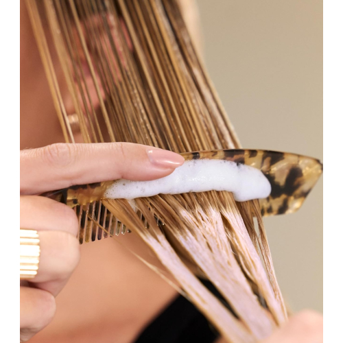 NEQI - *Volume Victory* - Volumengebendes Styling-Mousse