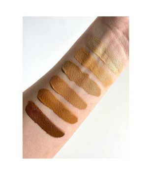 Nyx Professional Makeup – Blurring Foundation Bare With Me Blur Skin Tint - 05: Vainilla