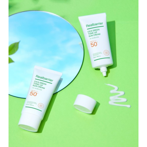 Real Barrier - Sonnenschutz mit Centella Asiatica CICA Green Tone-Up SPF 50 PA++++ - Empfindliche und gerötete Haut